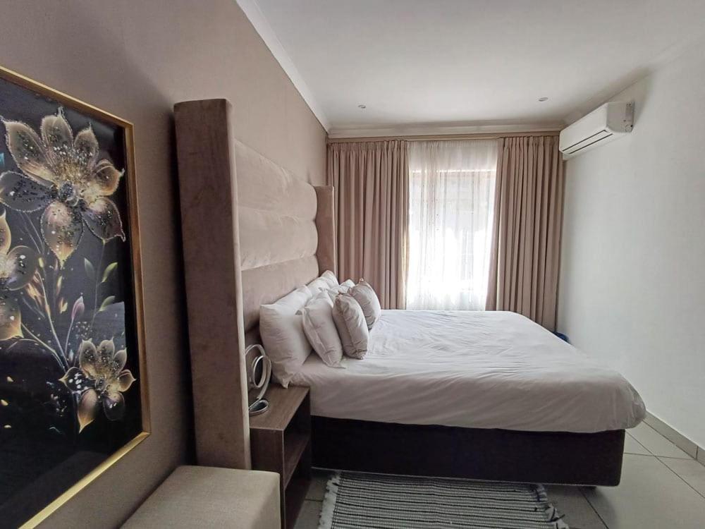 Magisha Guest House Mbombela Extérieur photo