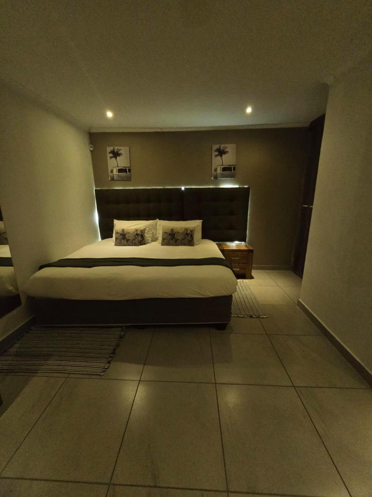 Magisha Guest House Mbombela Extérieur photo